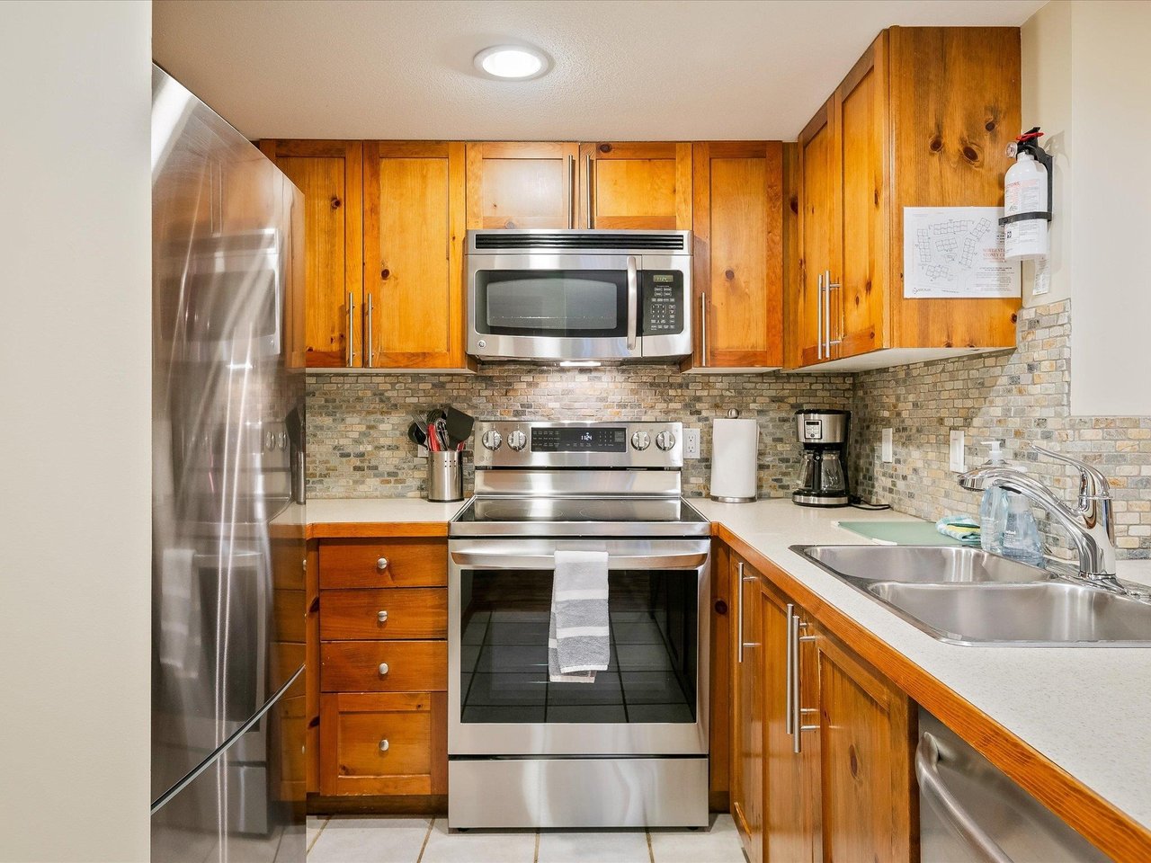 110-4355 Northlands Blvd