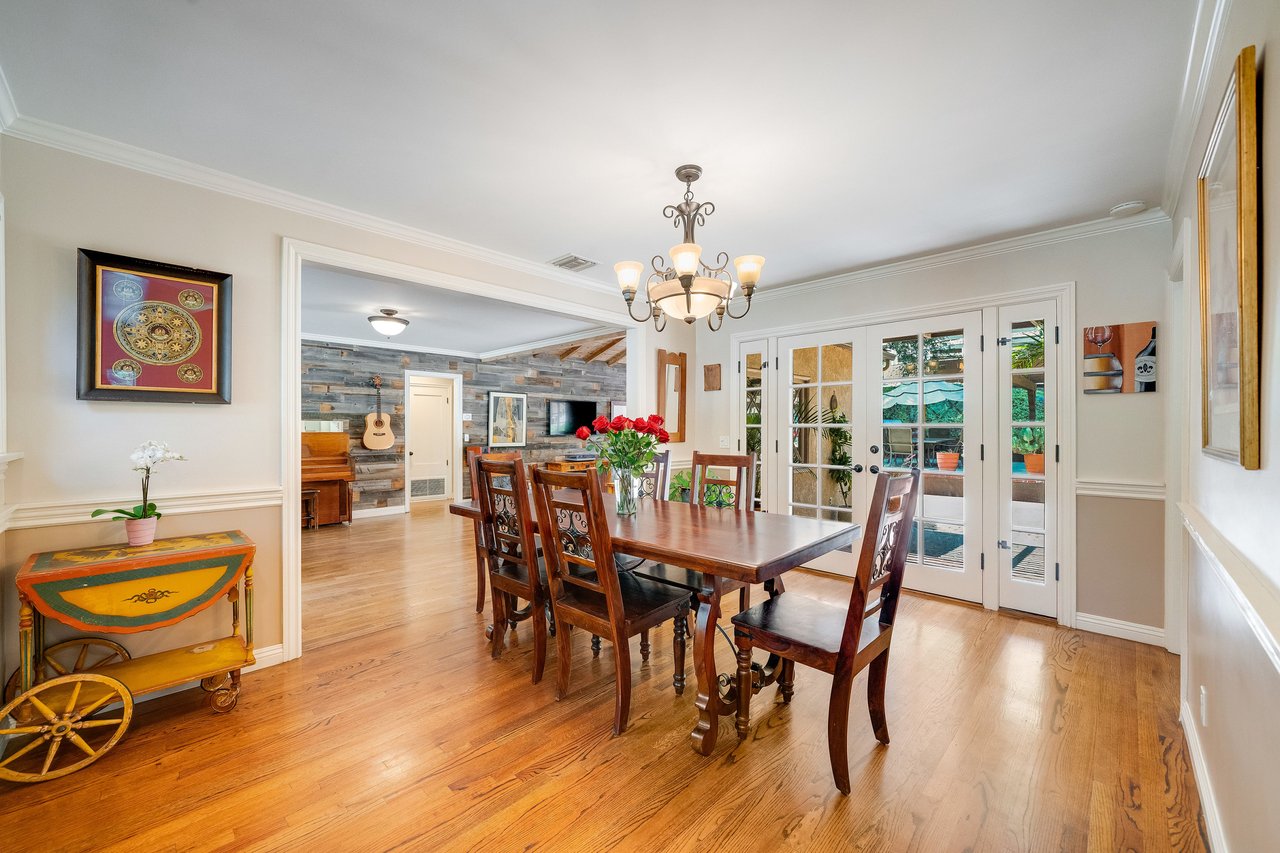 A Lil Bit O' Country in Shadow Hills * SOLD at full price
