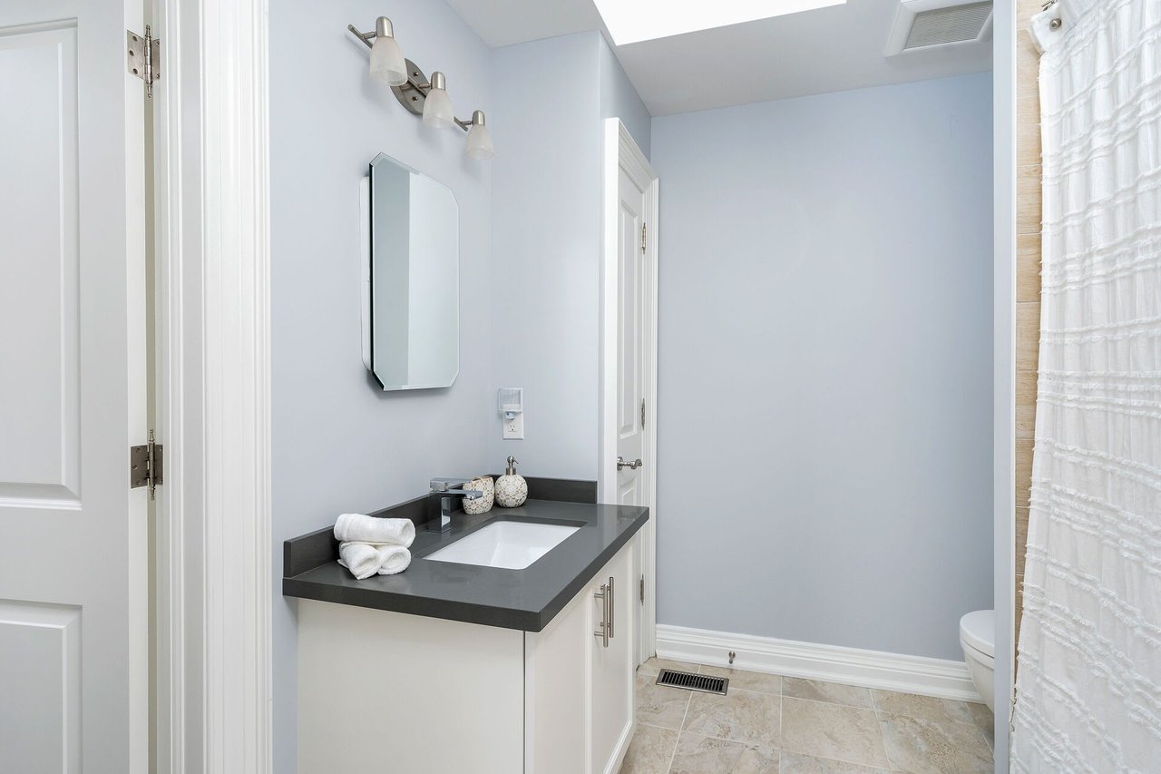 3 Hunt Club Dr