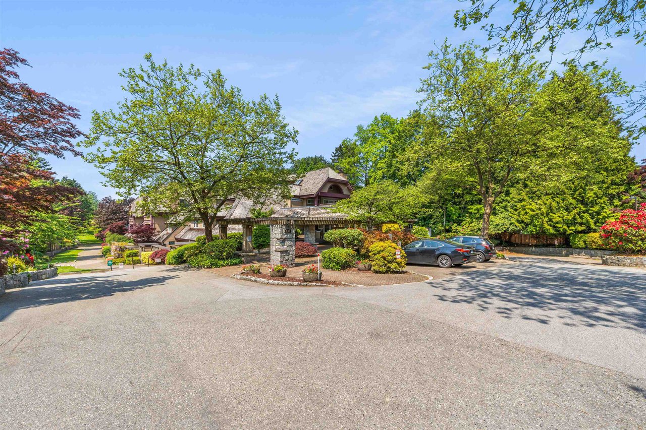 10-3980 Canada Way, Burnaby