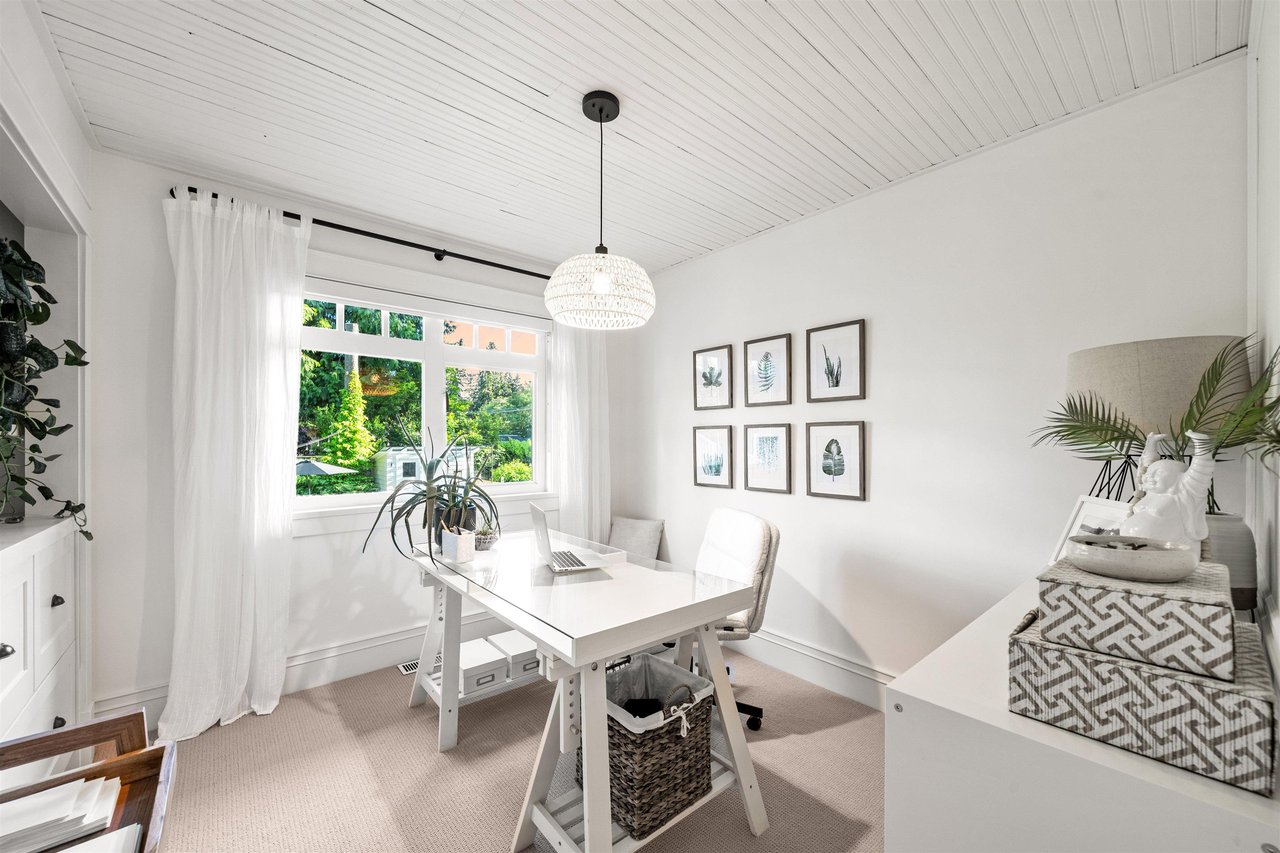 4365 Raeburn Street, North Vancouver