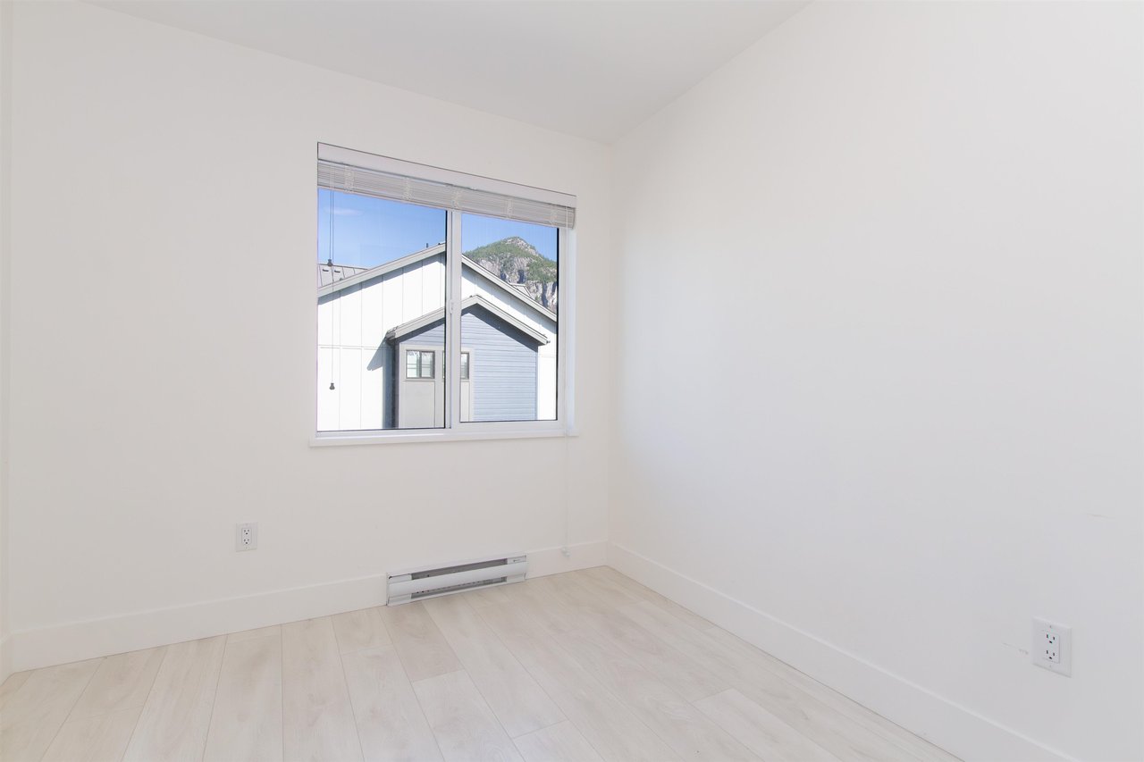 37985 Helm Way, Squamish