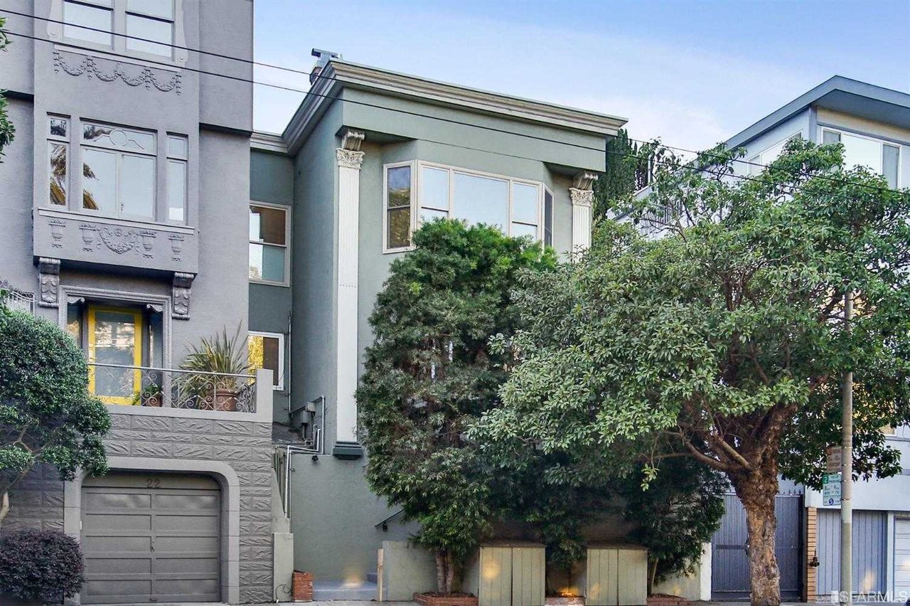 18 Castro Street