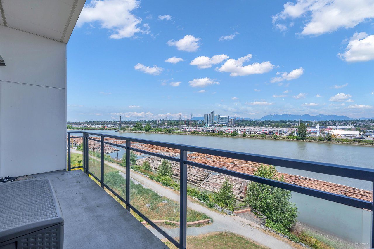 711-10033 River Dr