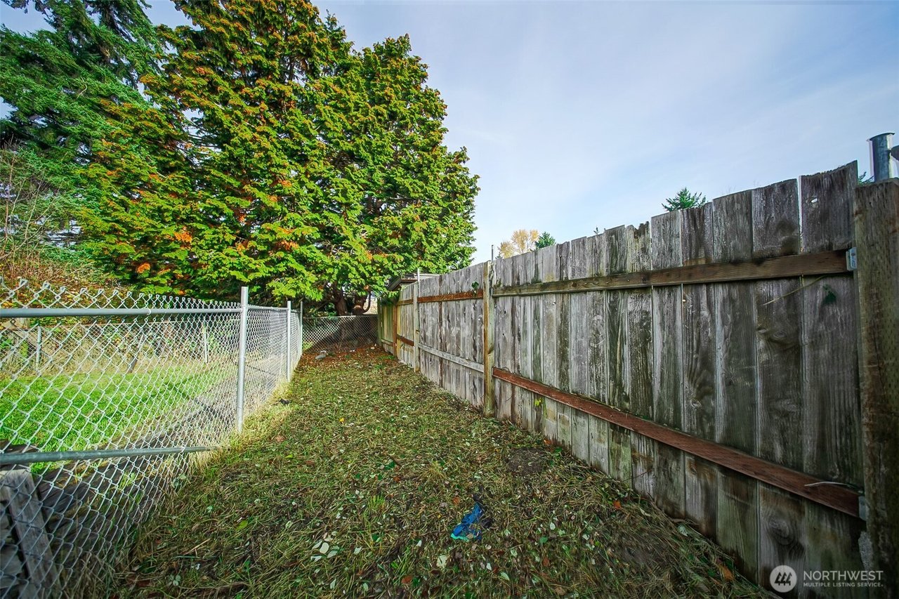 513 E 78th Street, Tacoma