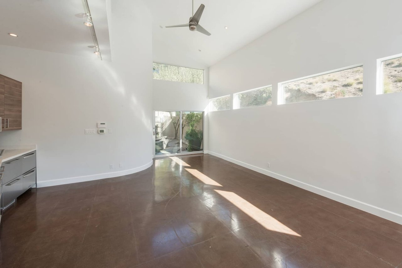 Architectural Lease | Upper Beachwood Canyon