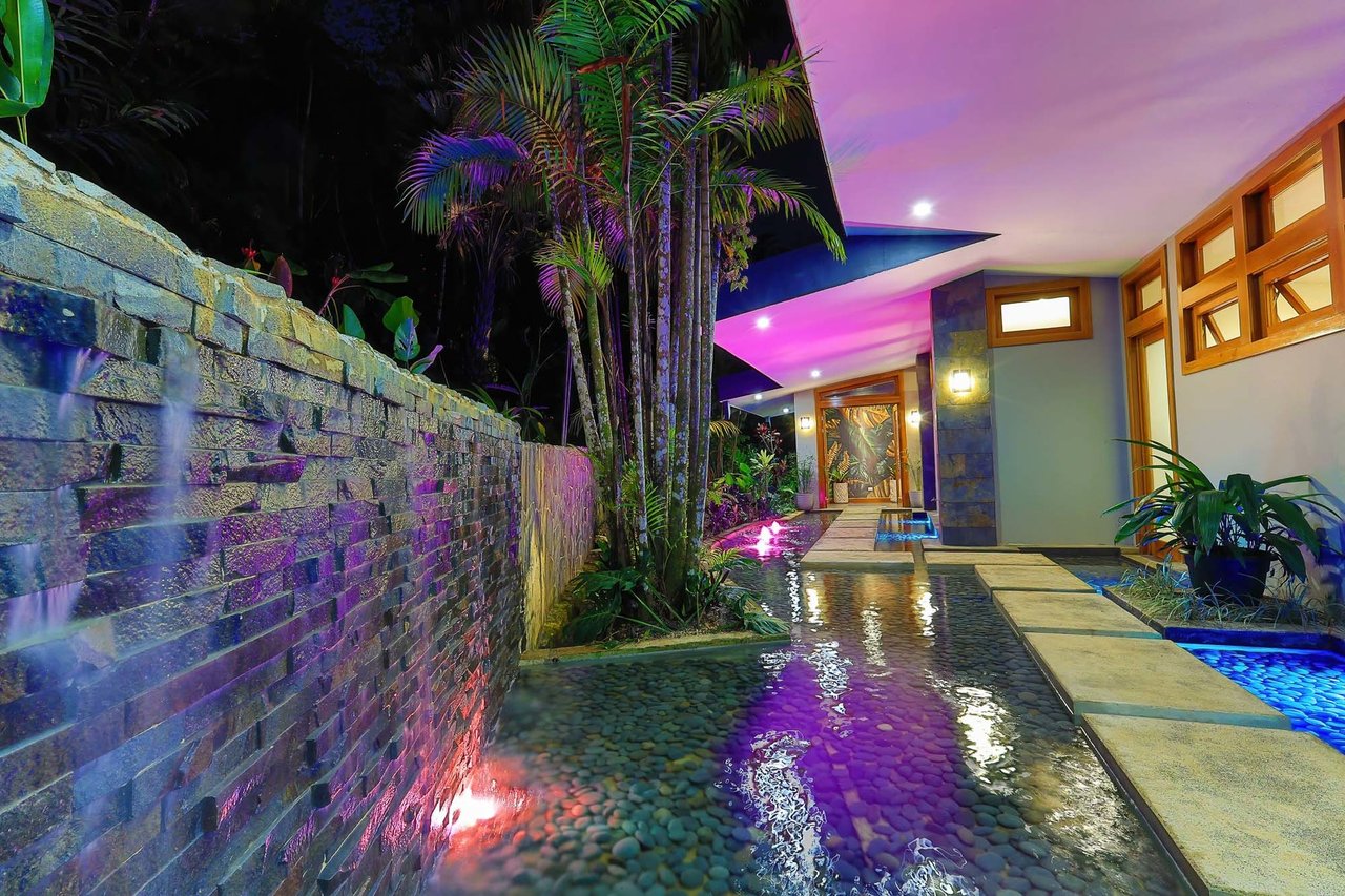 Luxurious Mountain Villa Retreat, Perez Zeledon, San Jose