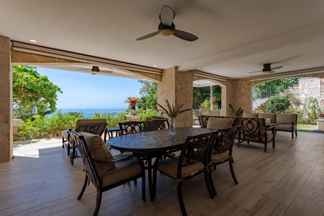 Private Ocean View Estate, Dominical, Puntarenas