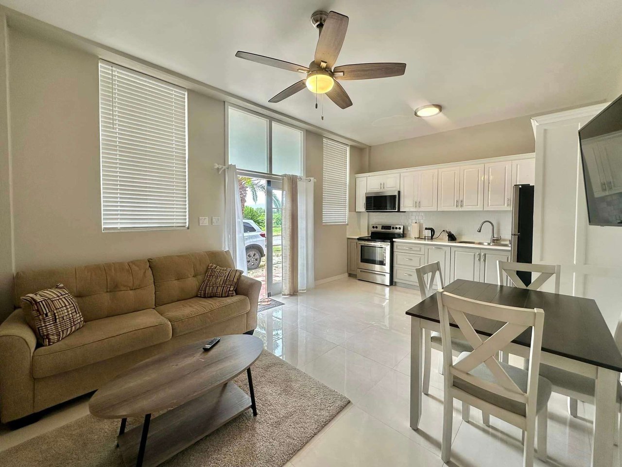 972 Hawks Nest 1 Bedroom Apartment 