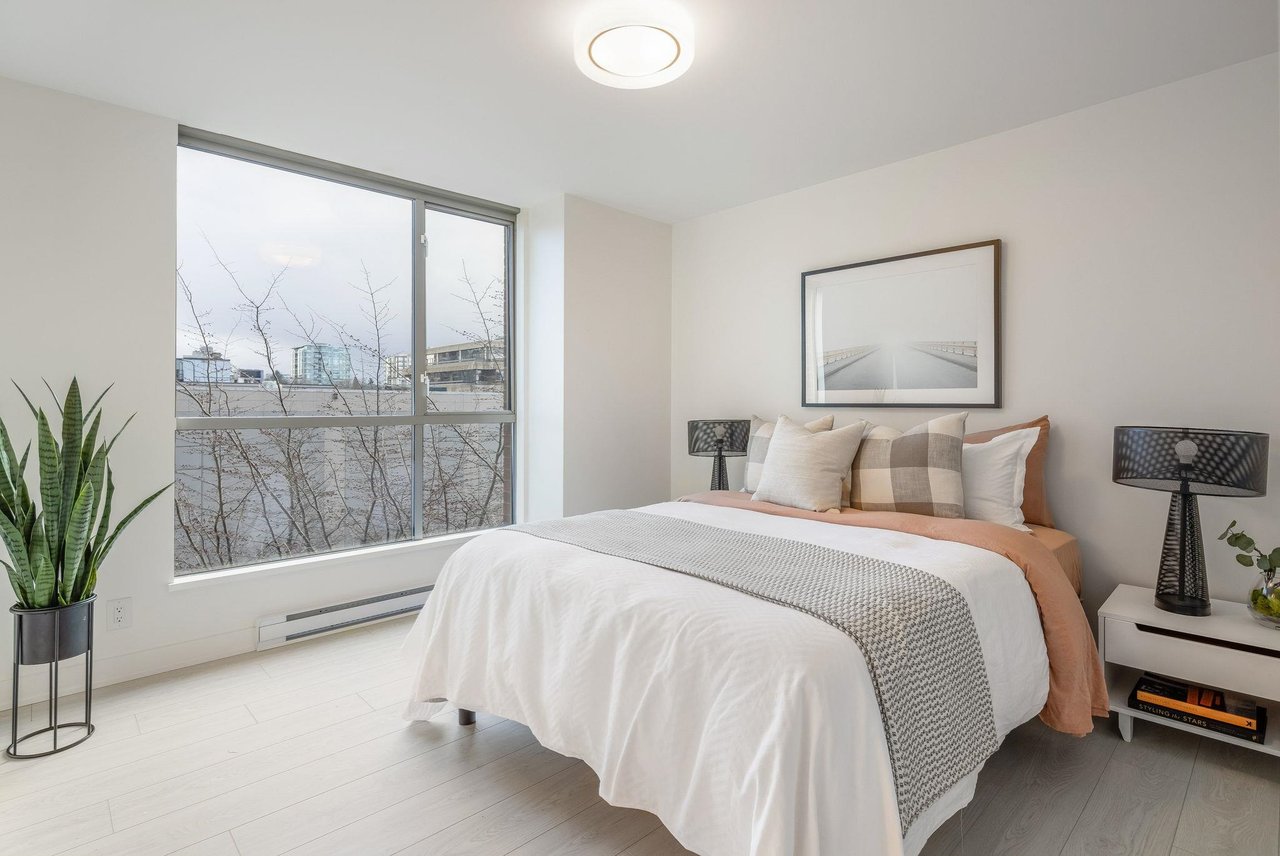 406-1575 W 10th Ave