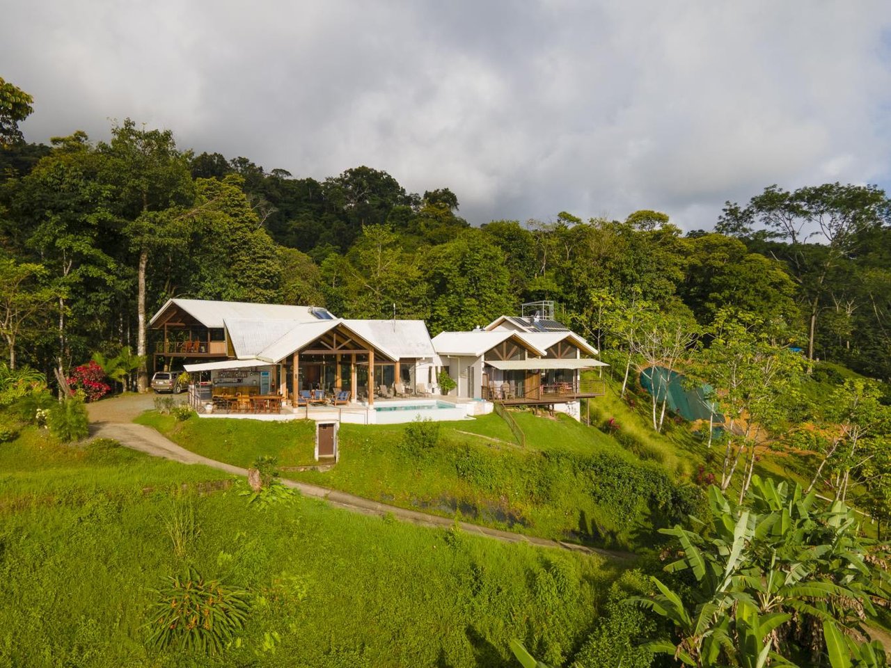 Hill Top Luxury Home with Outstanding Ocean Views