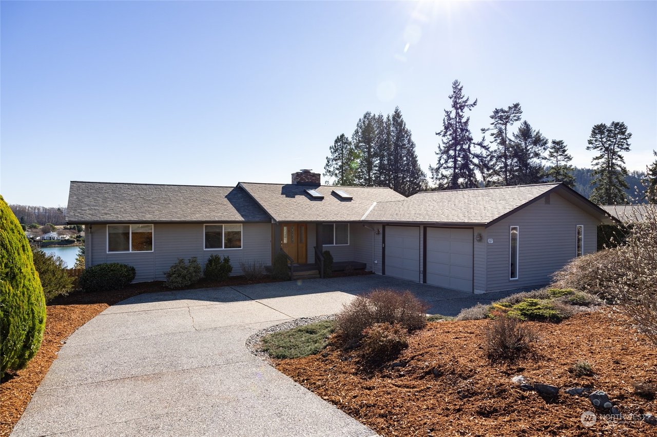 227 Skagit Wy