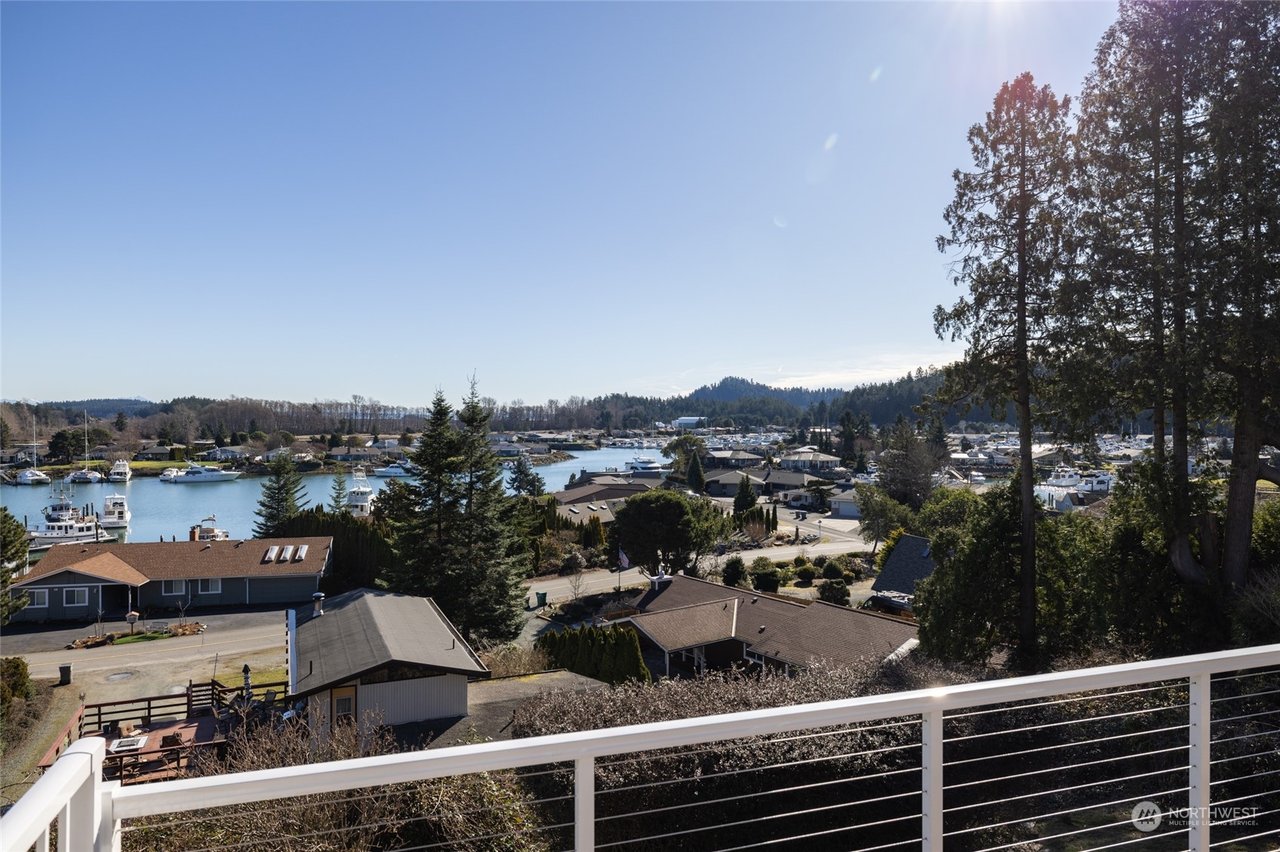 227 Skagit Wy