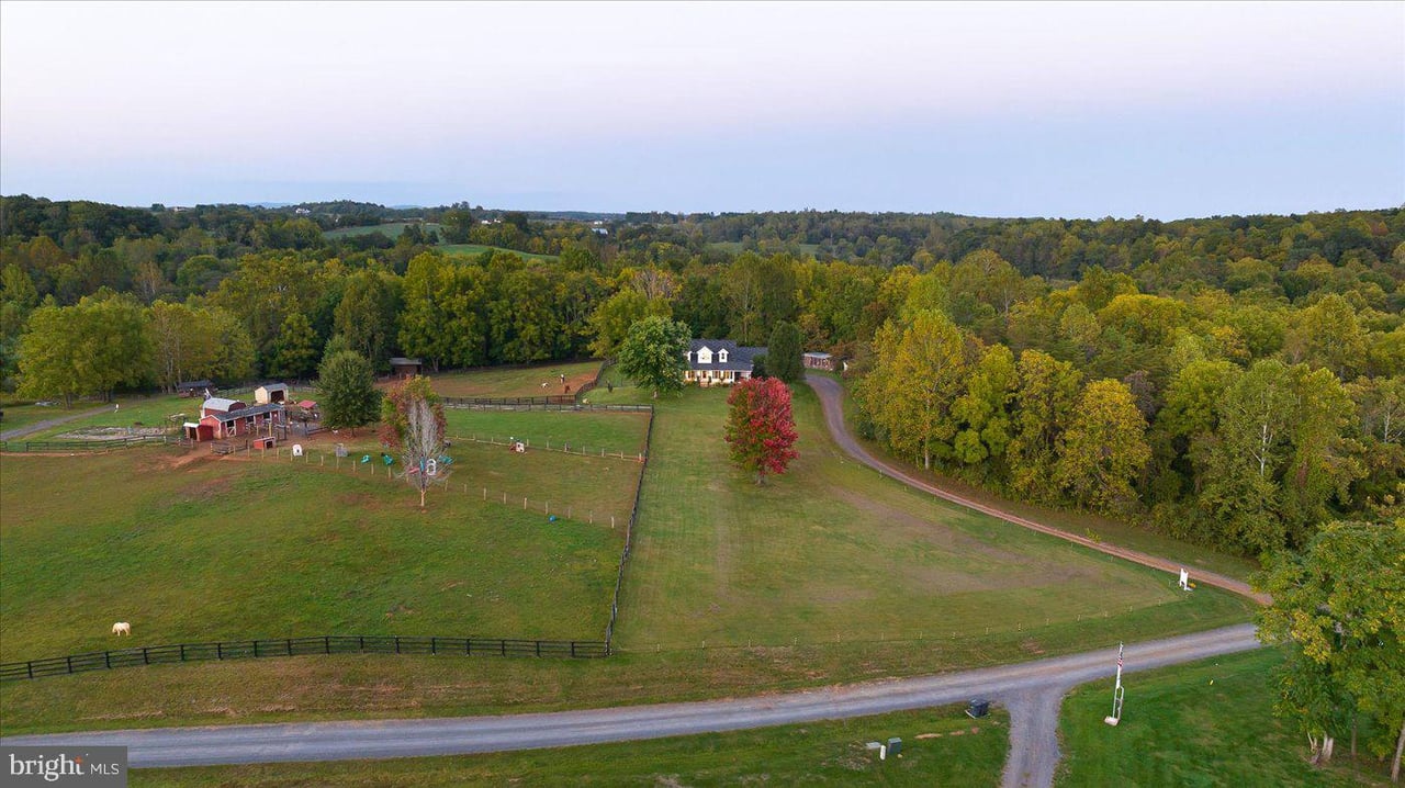10623 Gravel Rd