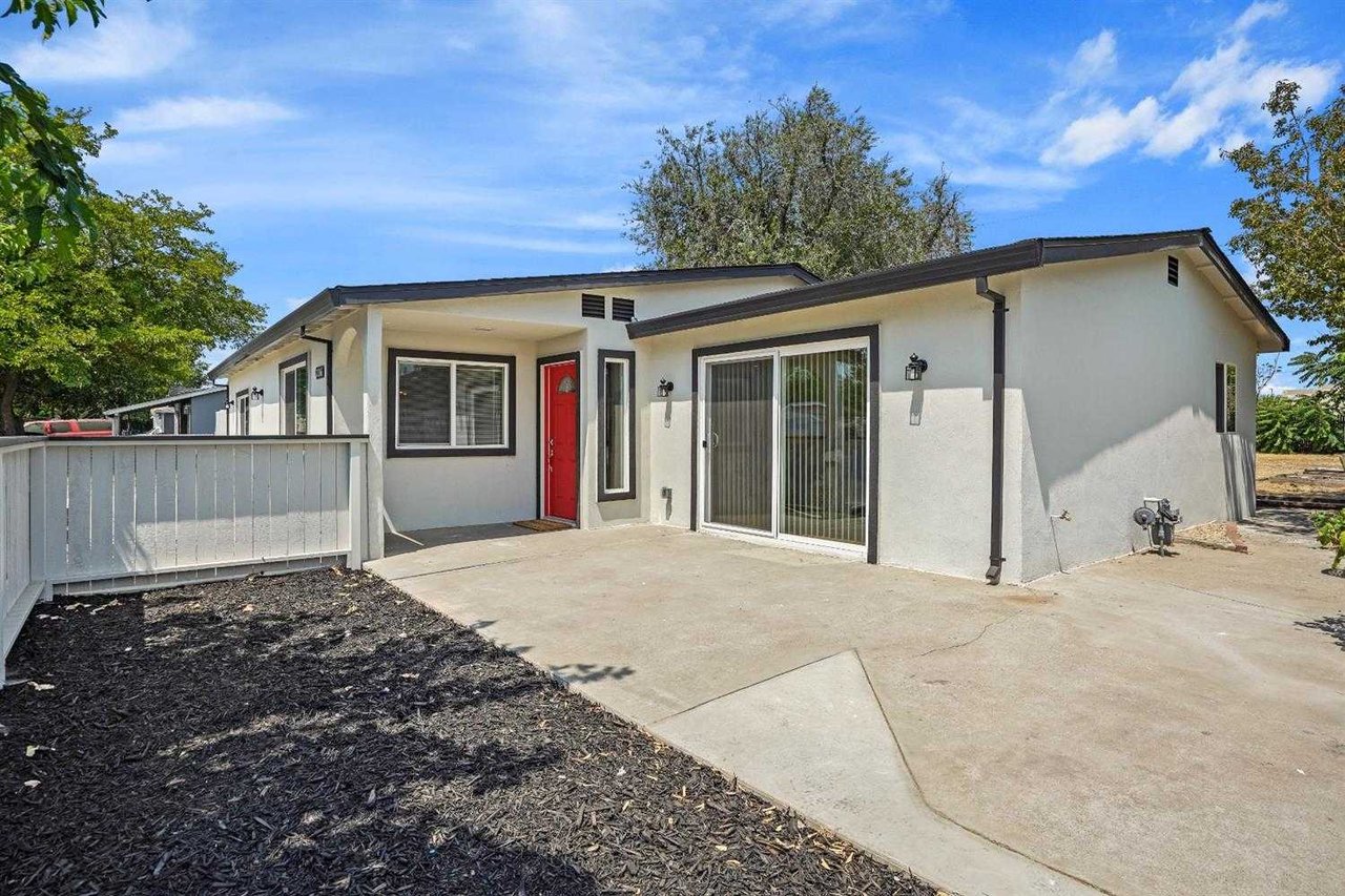 7216 Diana Way