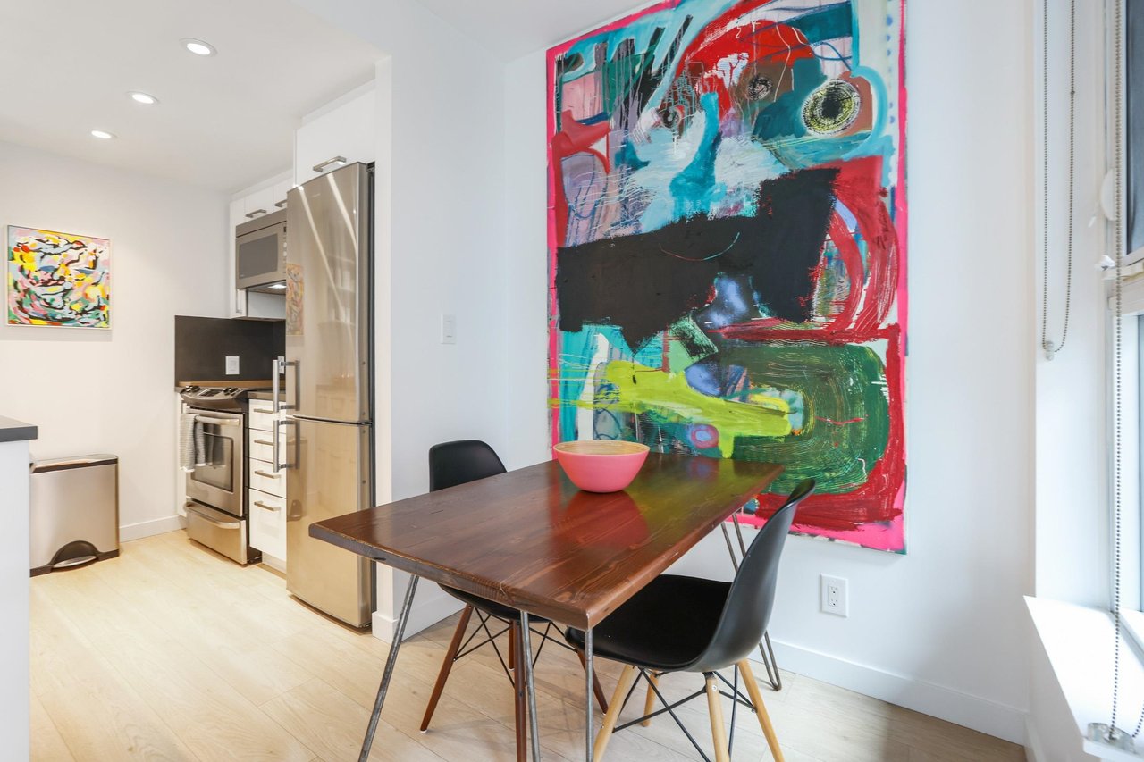 305-933 E Hastings Street, Vancouver