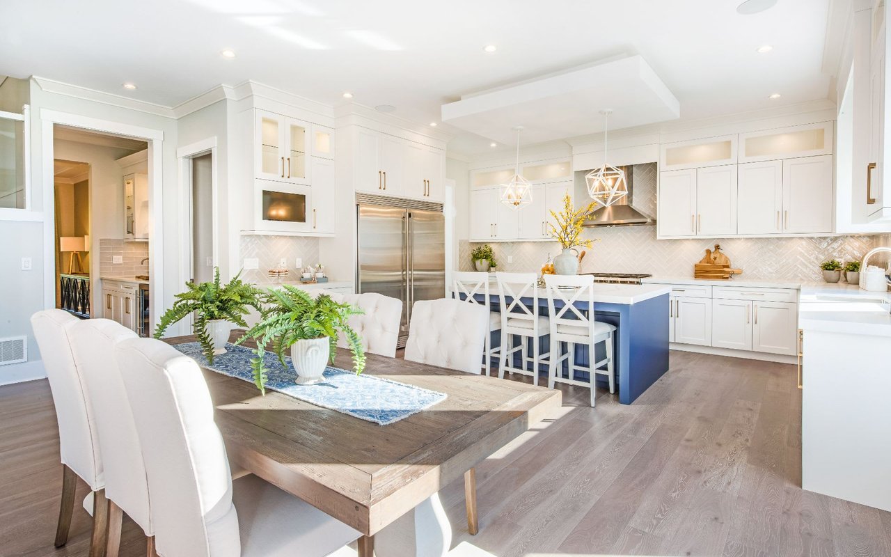 Kylie Jenner Stays in 20 Million Dollar Home Listed by Julian Johnston