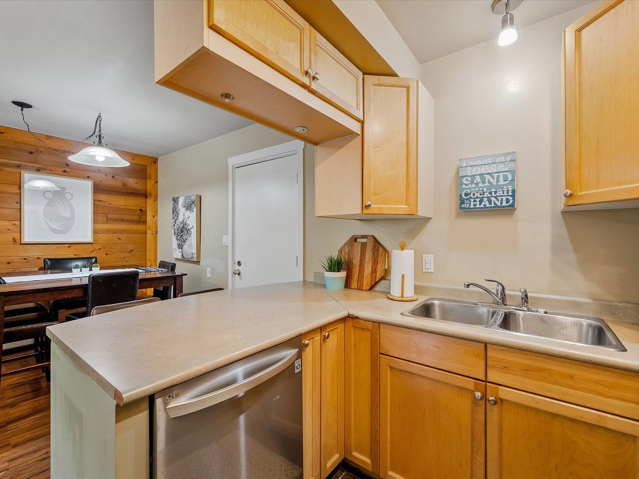 7-8073 Timber Ln
