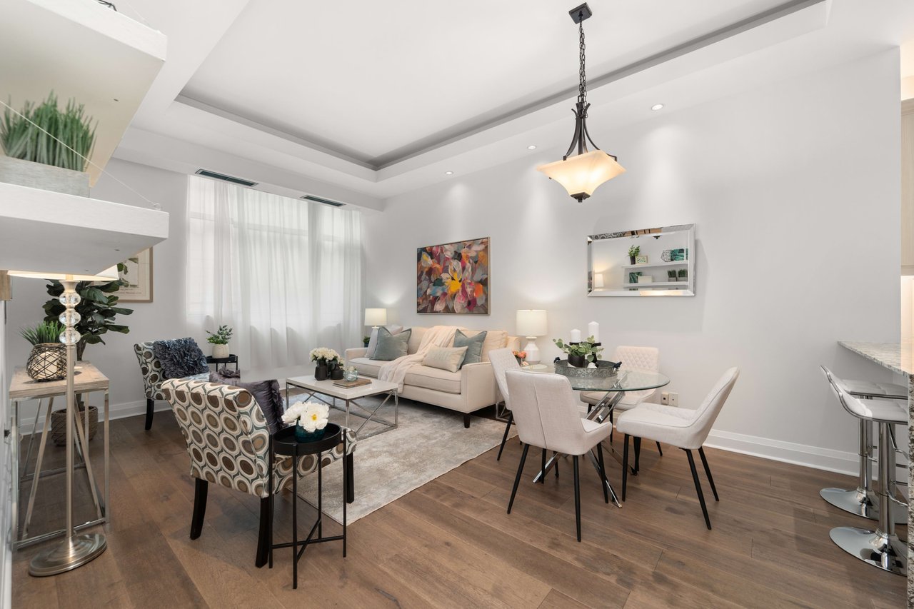 #203-8 Wellesley Street E