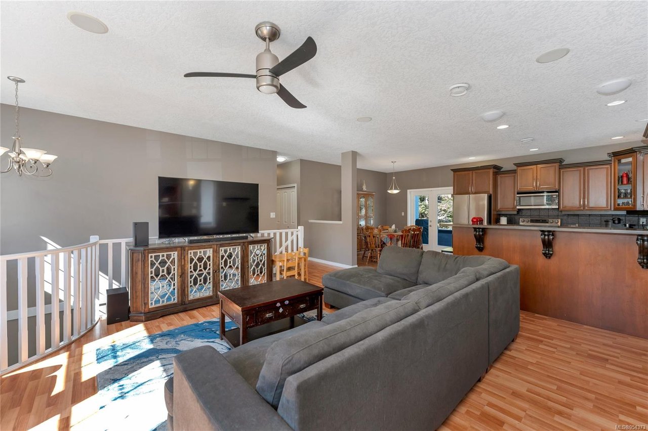 980 Wild Ridge Wy