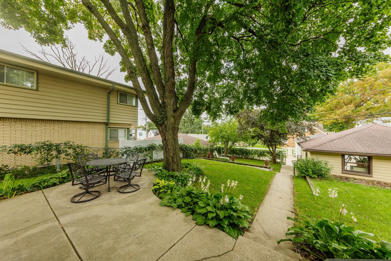 Updated 3+ Bed / 2 Bath Cooper Park Home