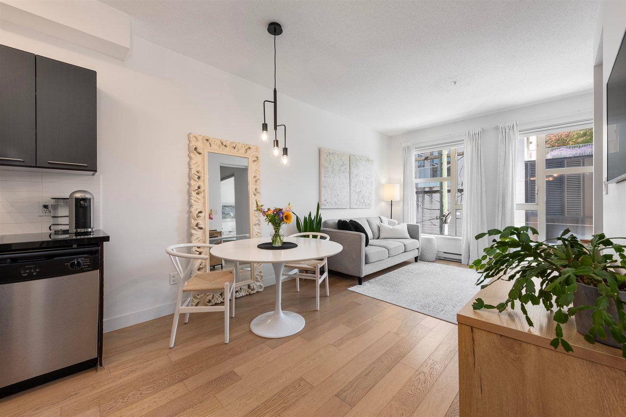 312-205 E 10th Ave