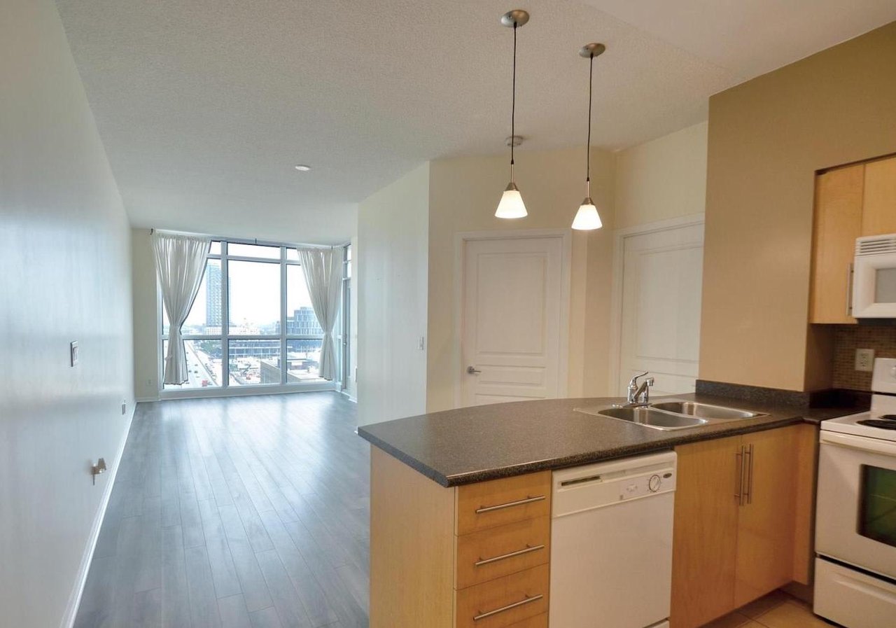 Suite 1608 -18 Yonge Street