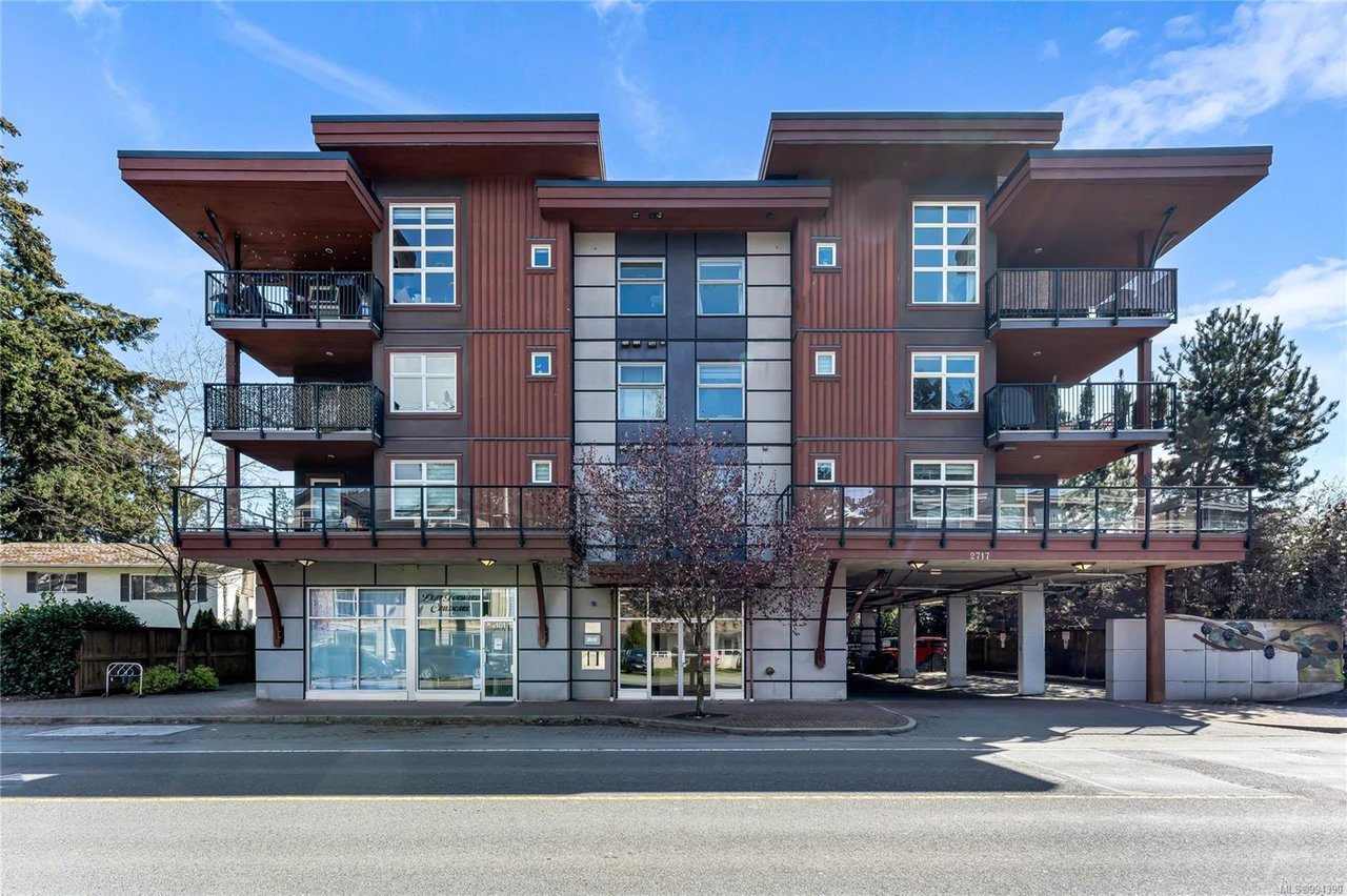 204-2717 Peatt Rd