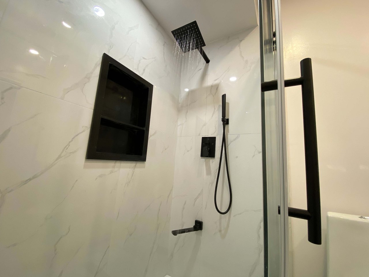 3020 Cedarglen Gate, Unit 42