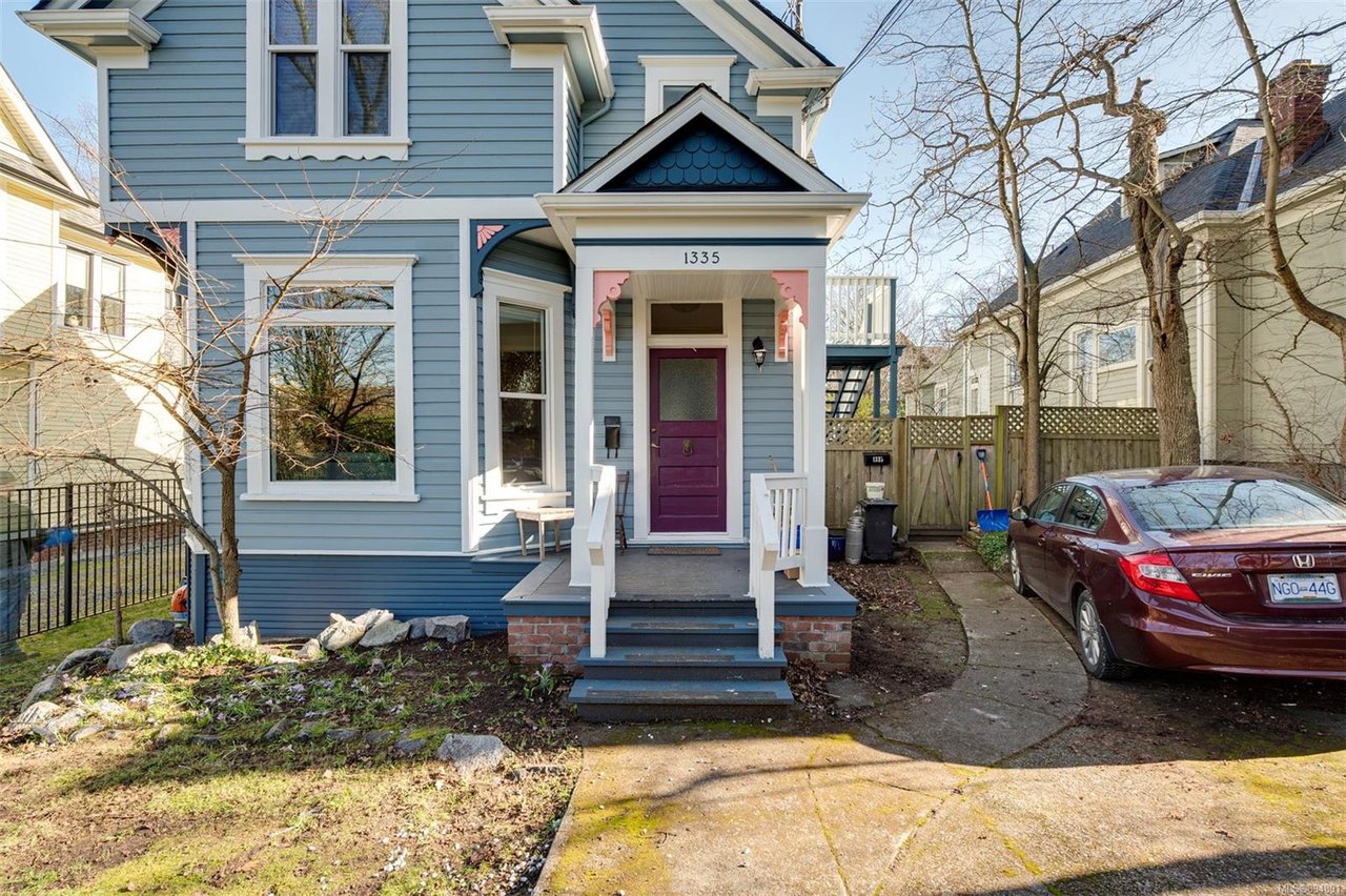 1335 Stanley Ave
