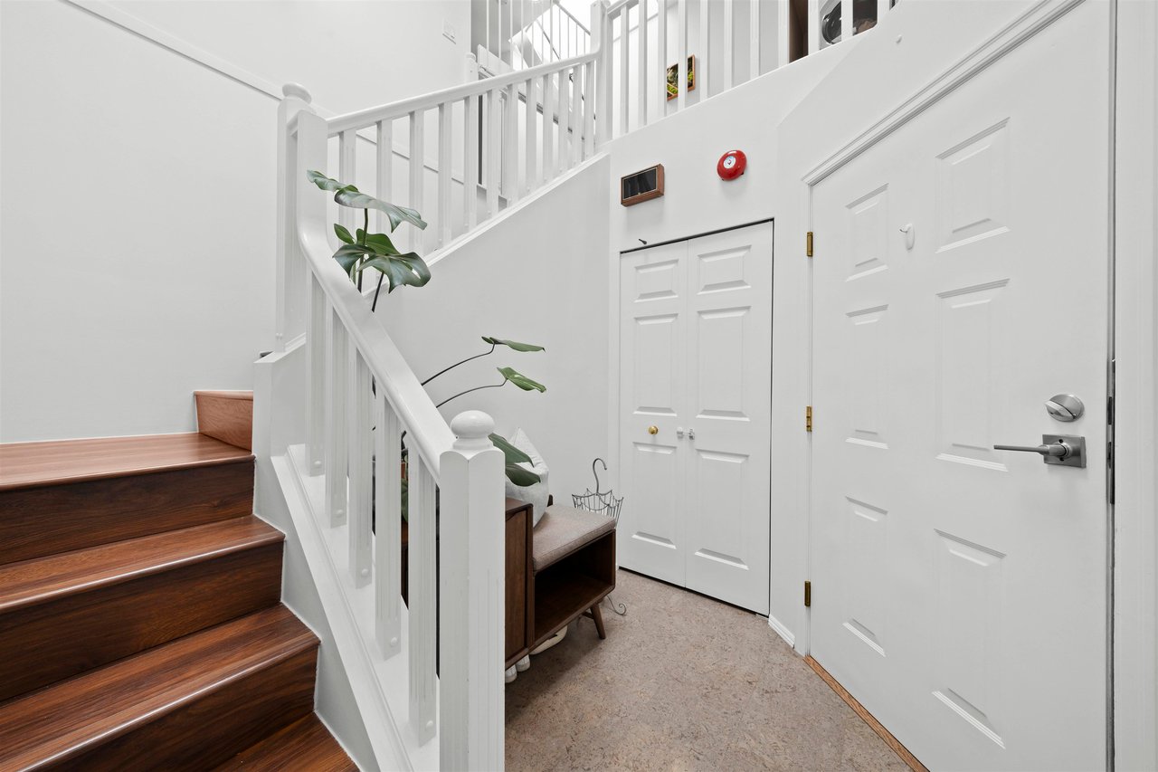 35-3960 Canada Wy