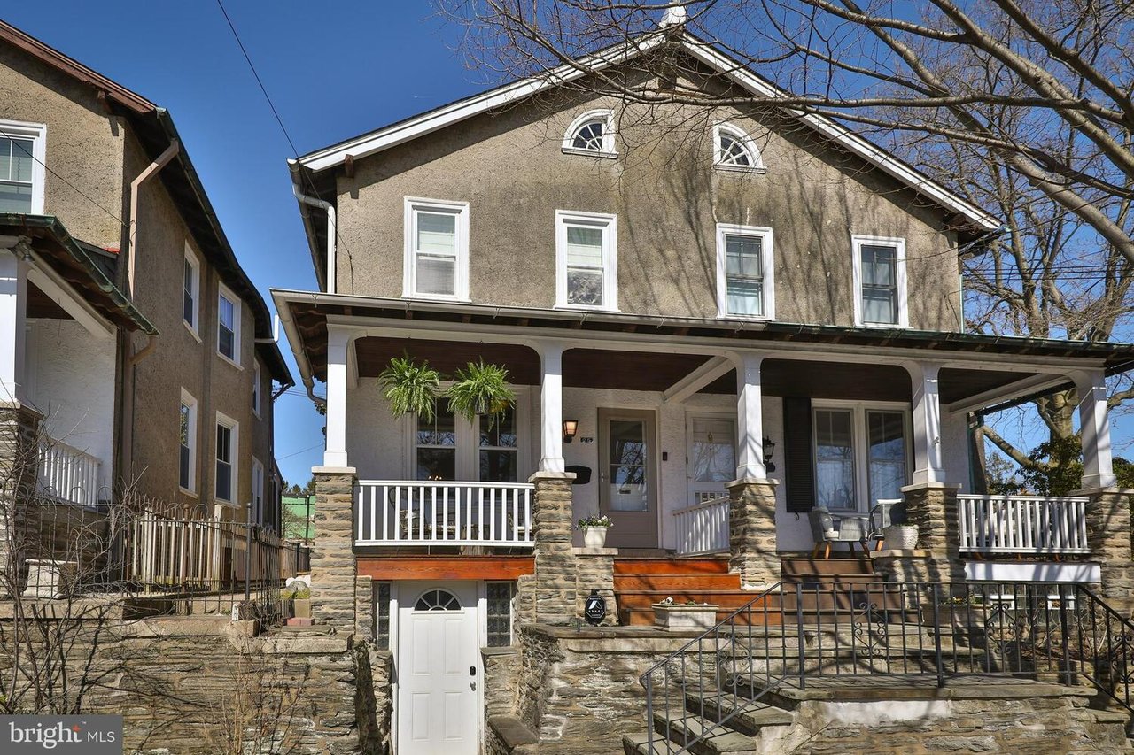 25 E Abington Ave