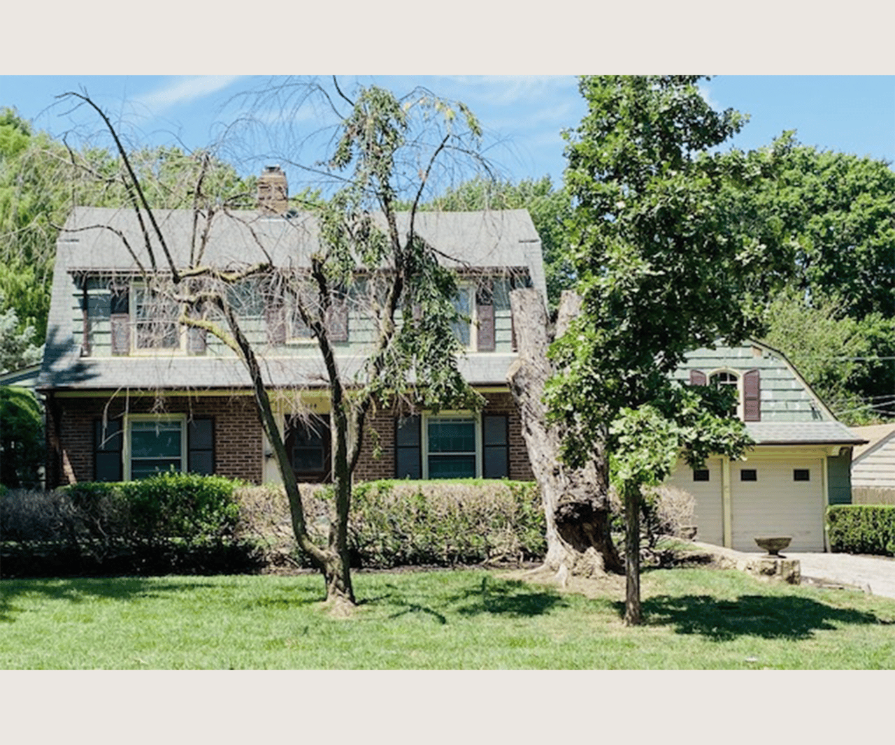 644 E 74 Terrace