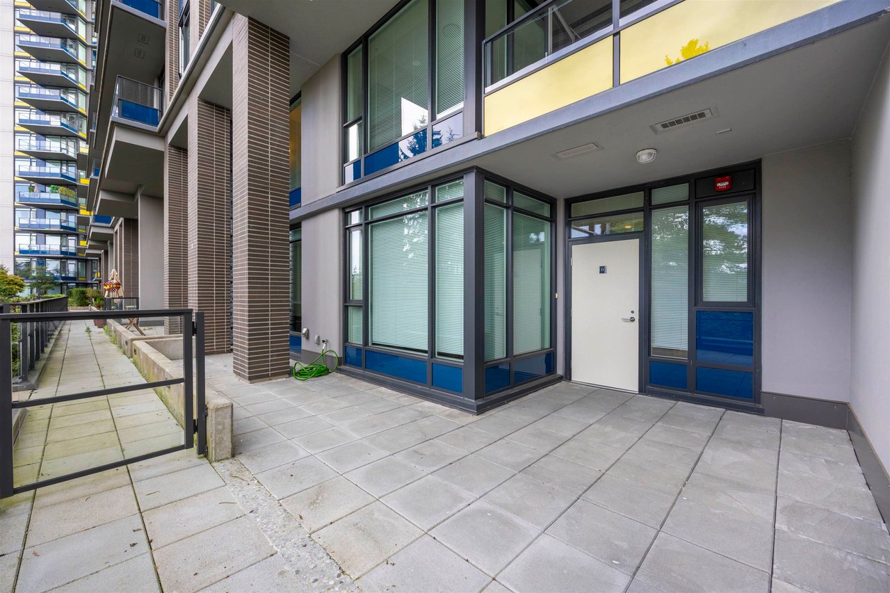 112-8850 University Cres