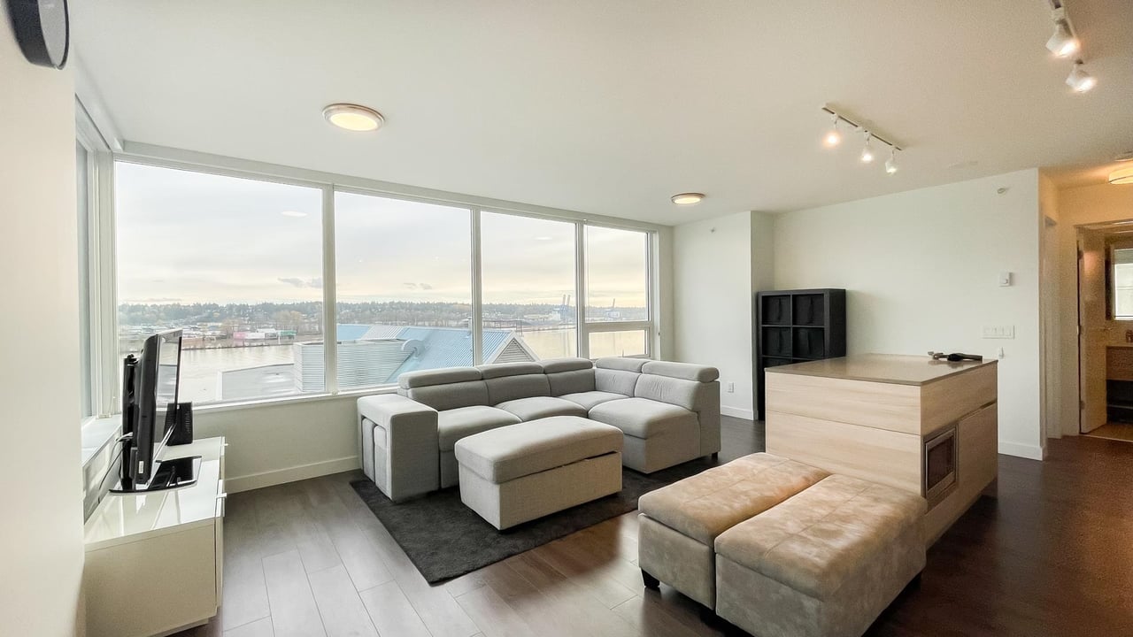 809-988 Quayside Drive, New Westminster