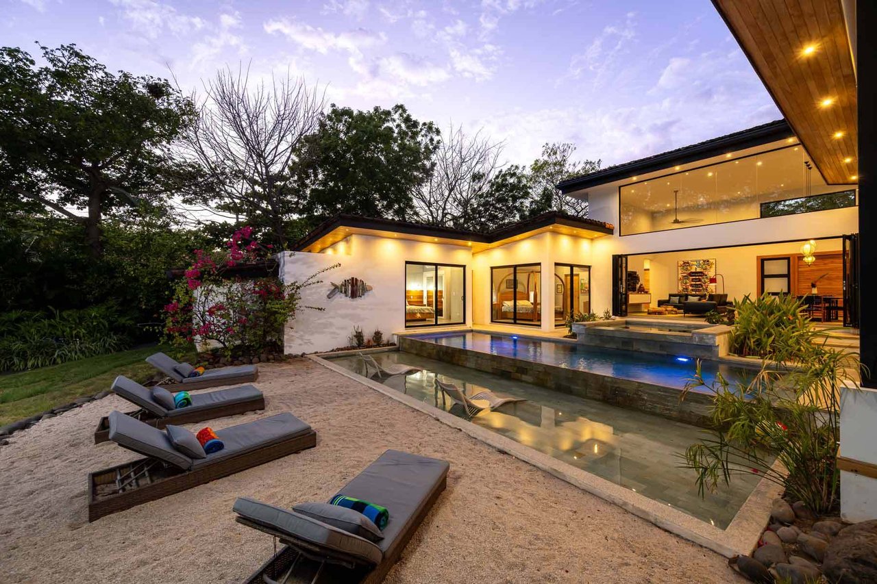 Modern Beachwalk Villa, Hacienda Pinilla, Guanacaste