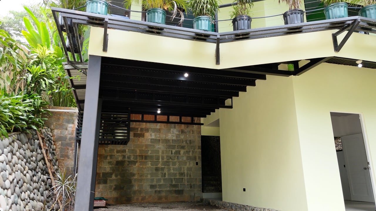 Seagull’s Nest Two Storey Villa in Uvita, 3 Bed,3 Bath & Pool