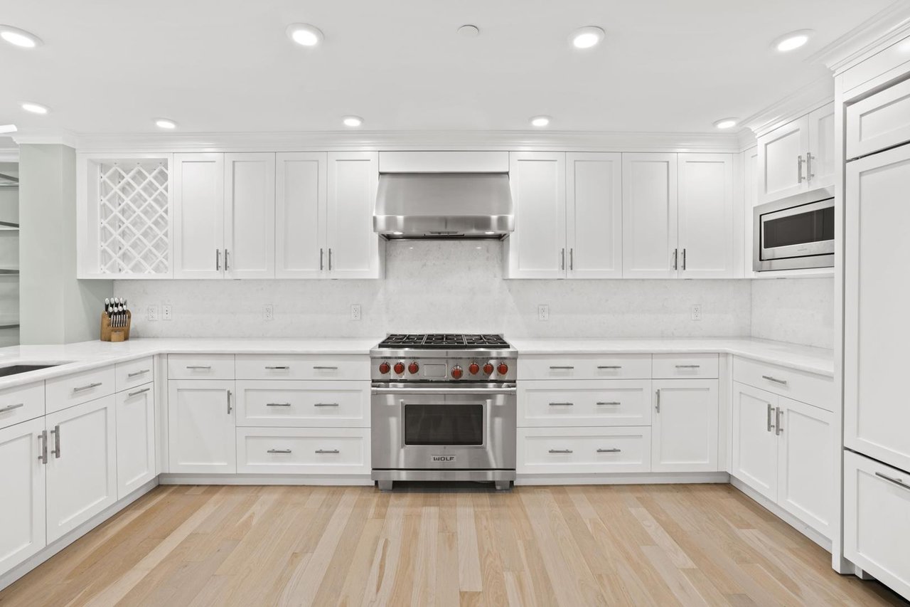 227 East 67th Street, Apt 1