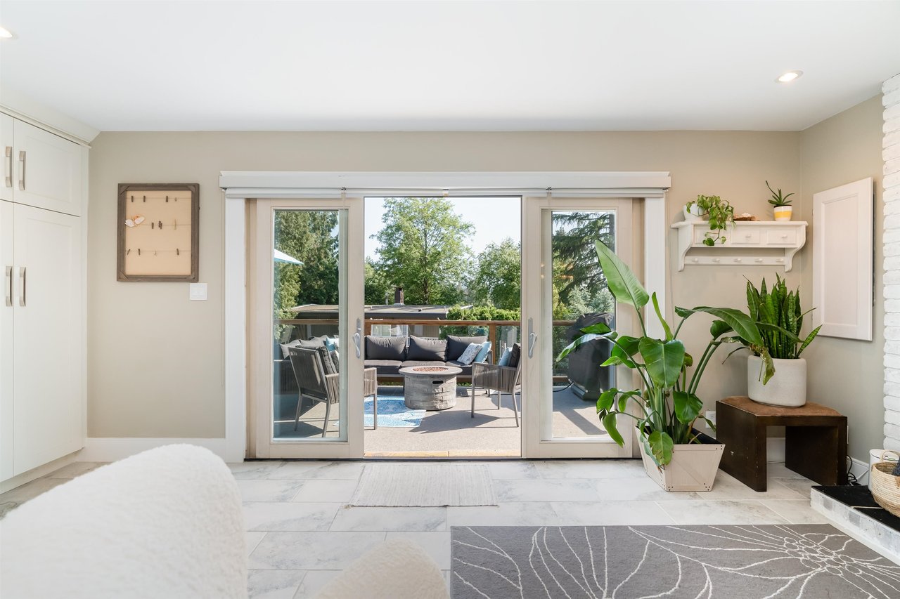 3156 Strathaven Ln