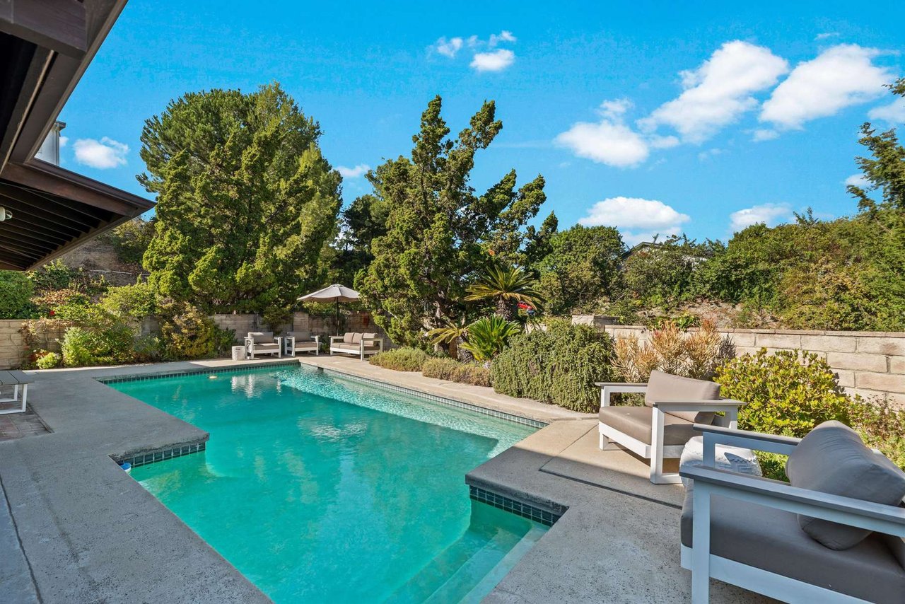 8636 Edwin Drive, Laurel Hills