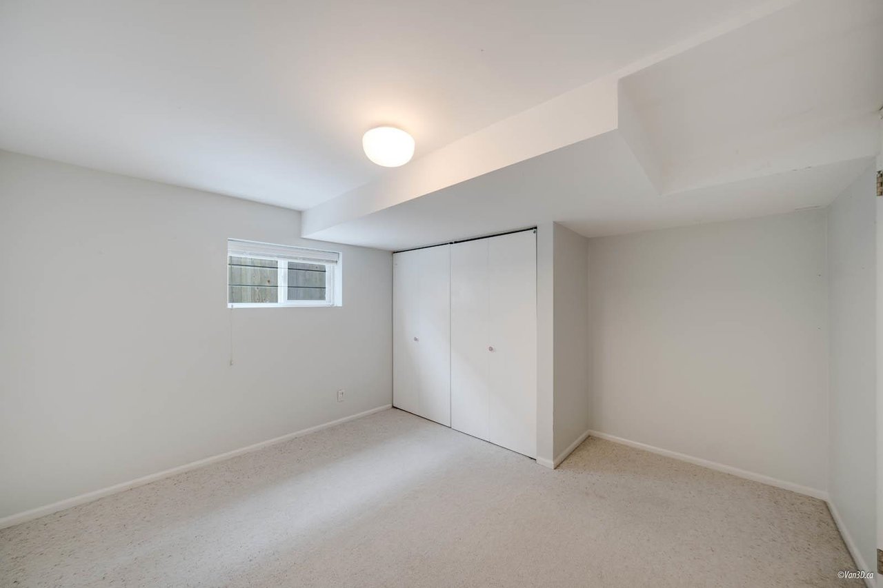 3650 W King Edward Ave