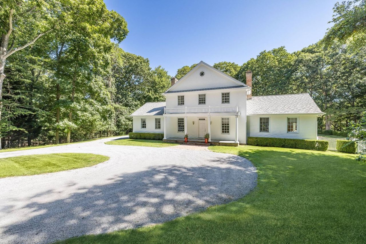 11 Fairway Ct