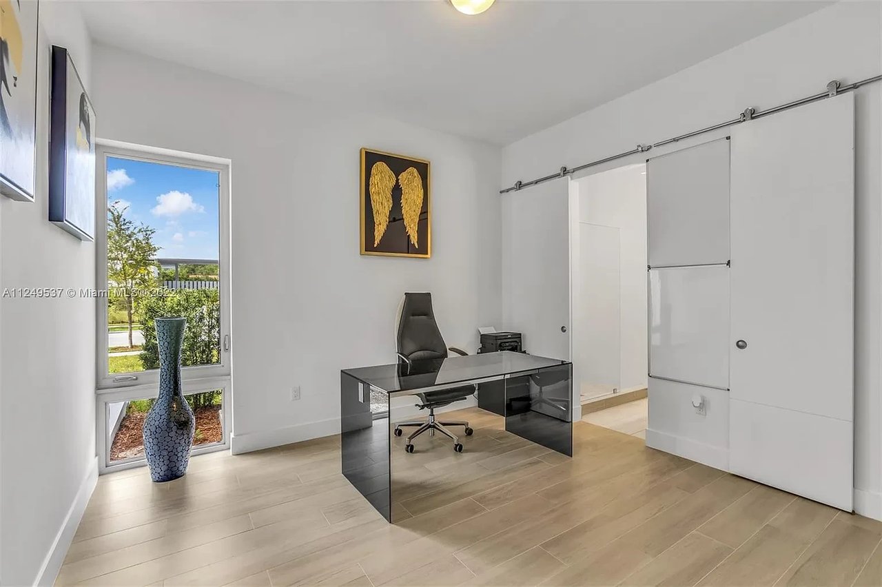 16672 S Botaniko Dr S