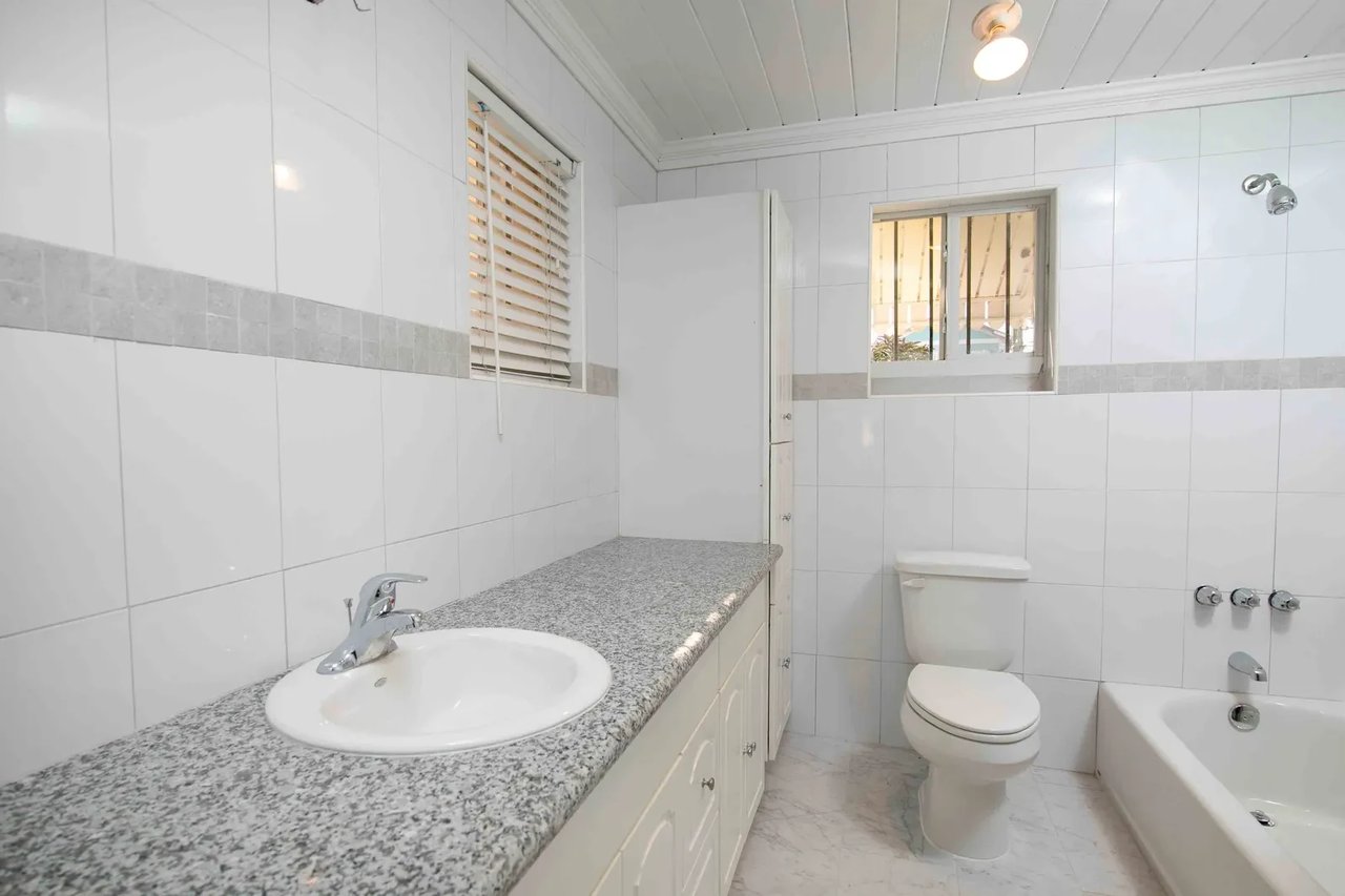 41 Retirement Rd, Shirley St