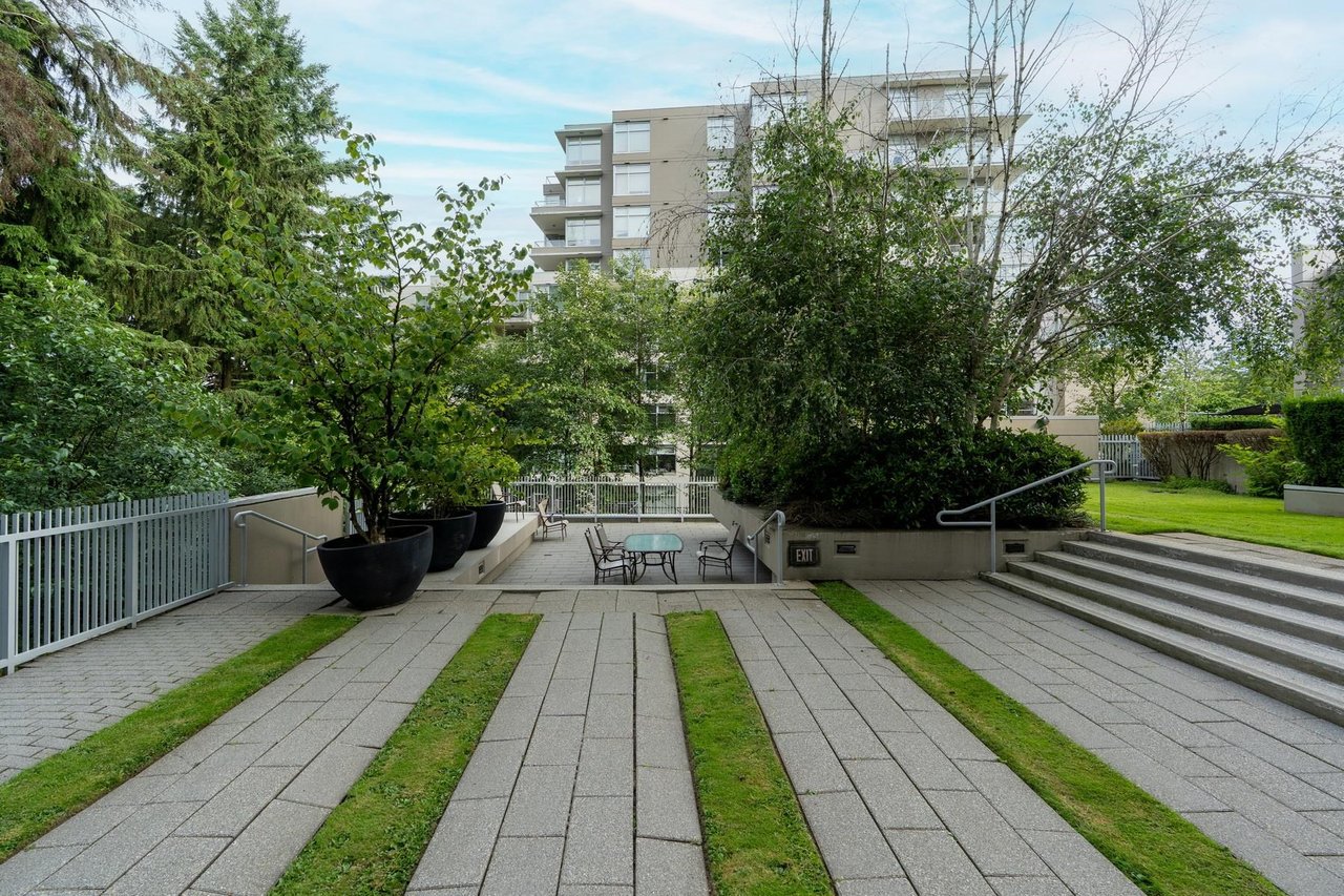 710-9266 University Cres