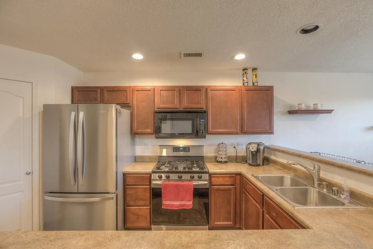 5008 Sala De Tomas Dr NW