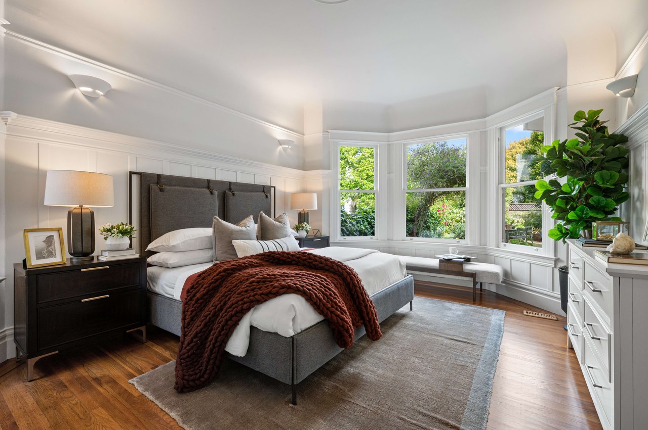 Luxe Living on 24th Street