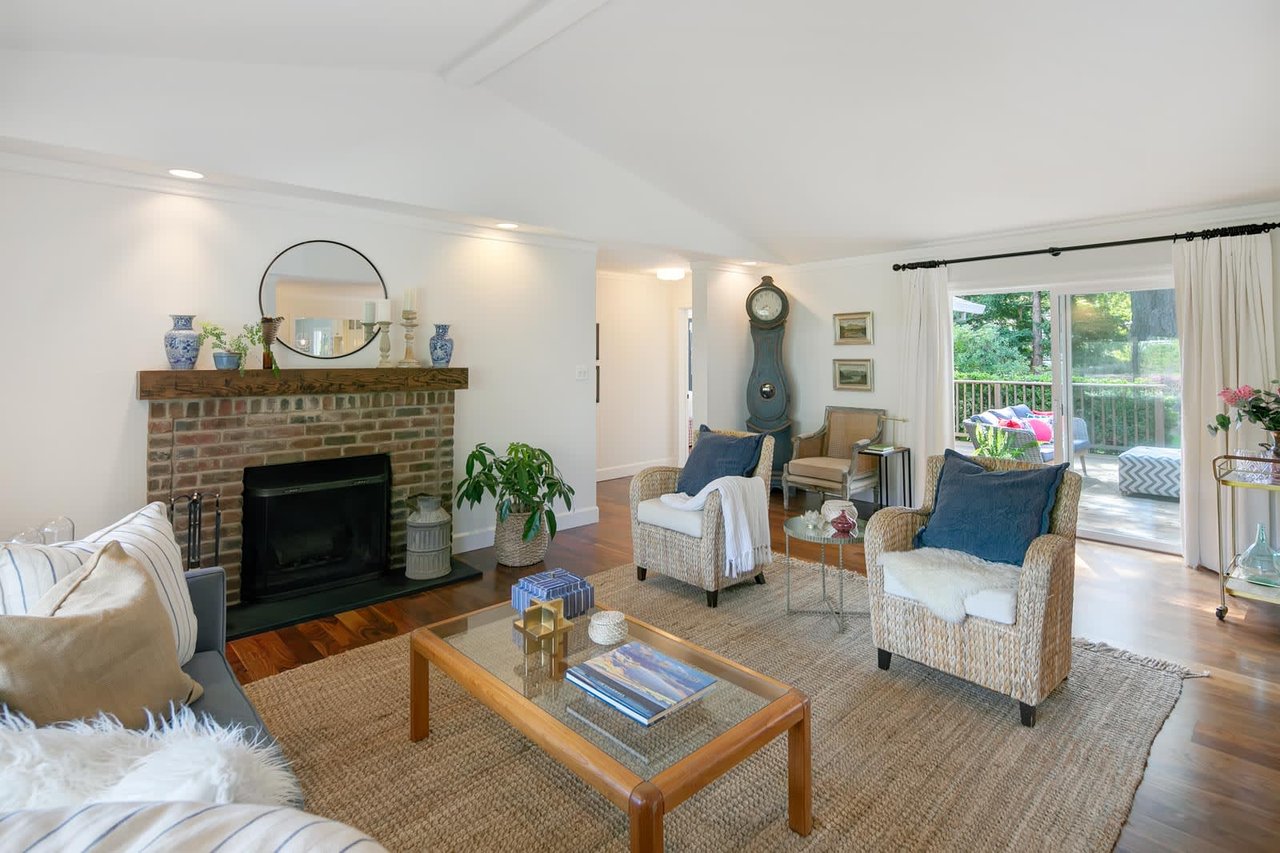 109 Van Tassel Court, San Anselmo