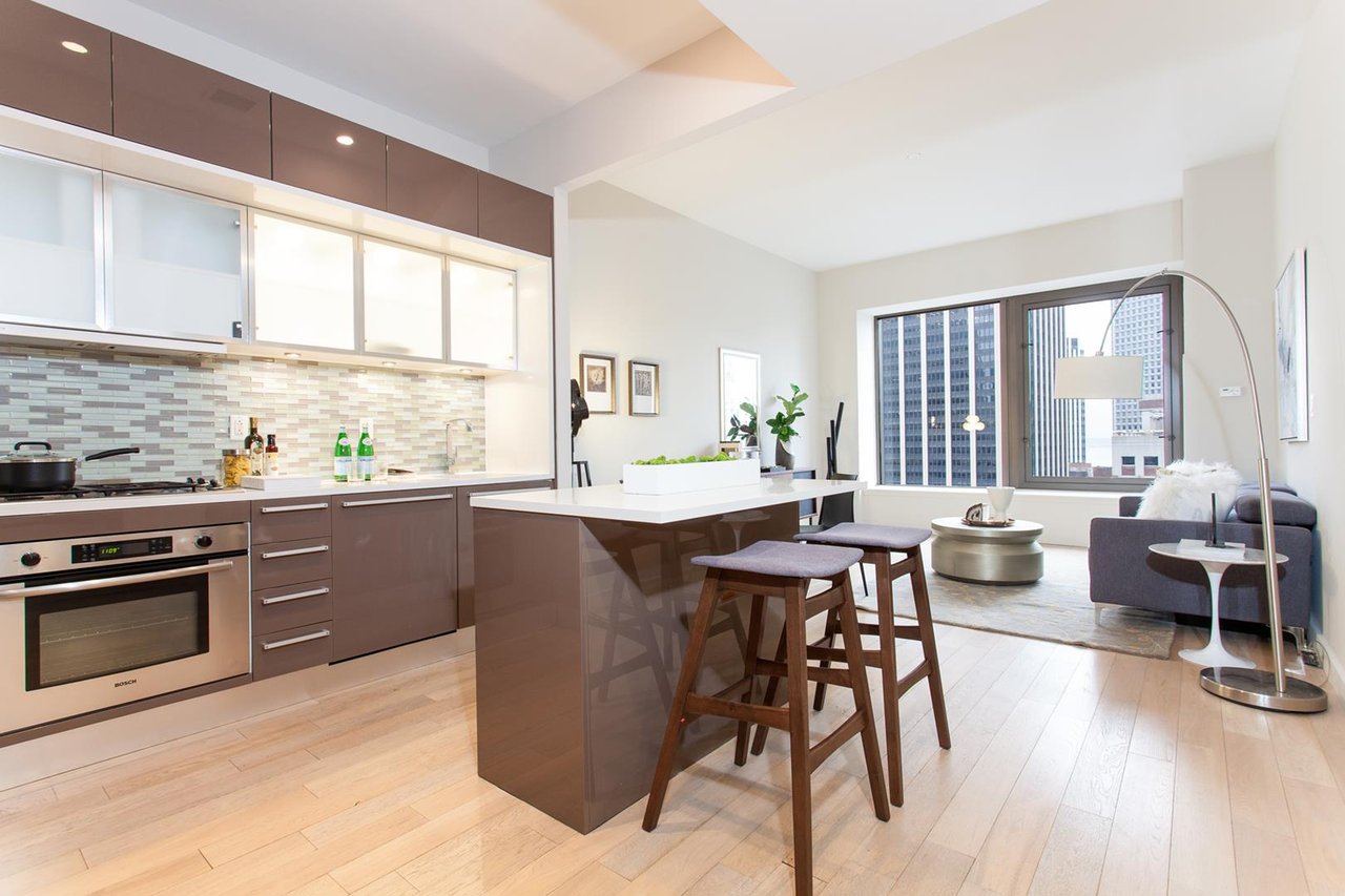 75 Wall Street, Apt 31-D