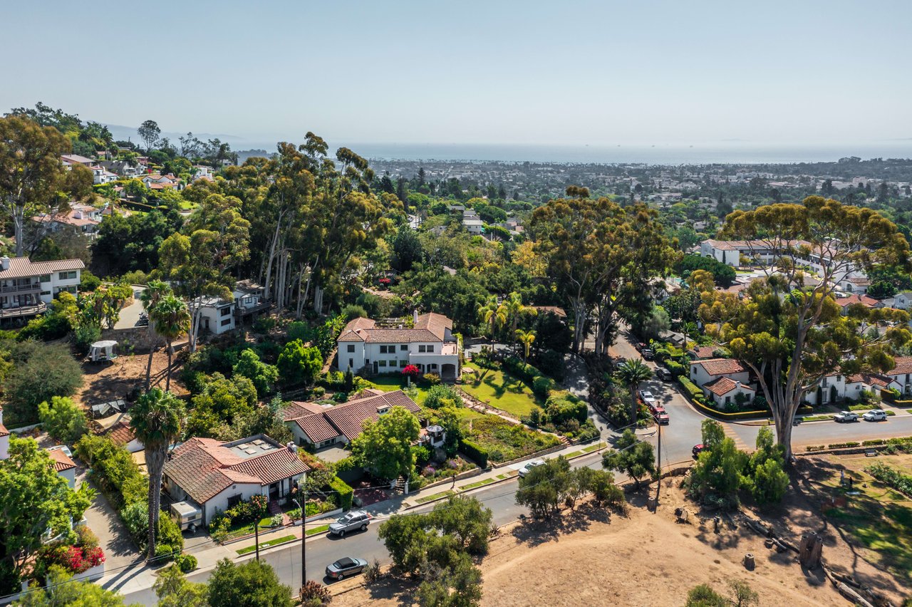 MISSION HILLS